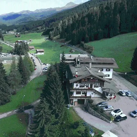 Konukevi La Pineta
